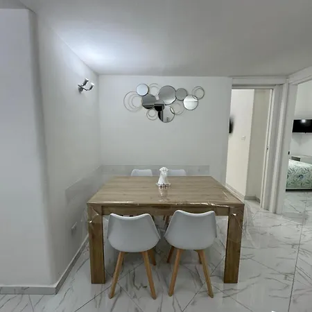Lägenhet Residenza Castel Capuano *